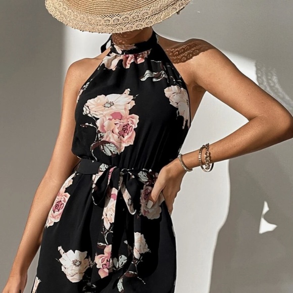 SHEIN Pants - SHEIN Women’s Romper with Halter Top Floral Print Size Small